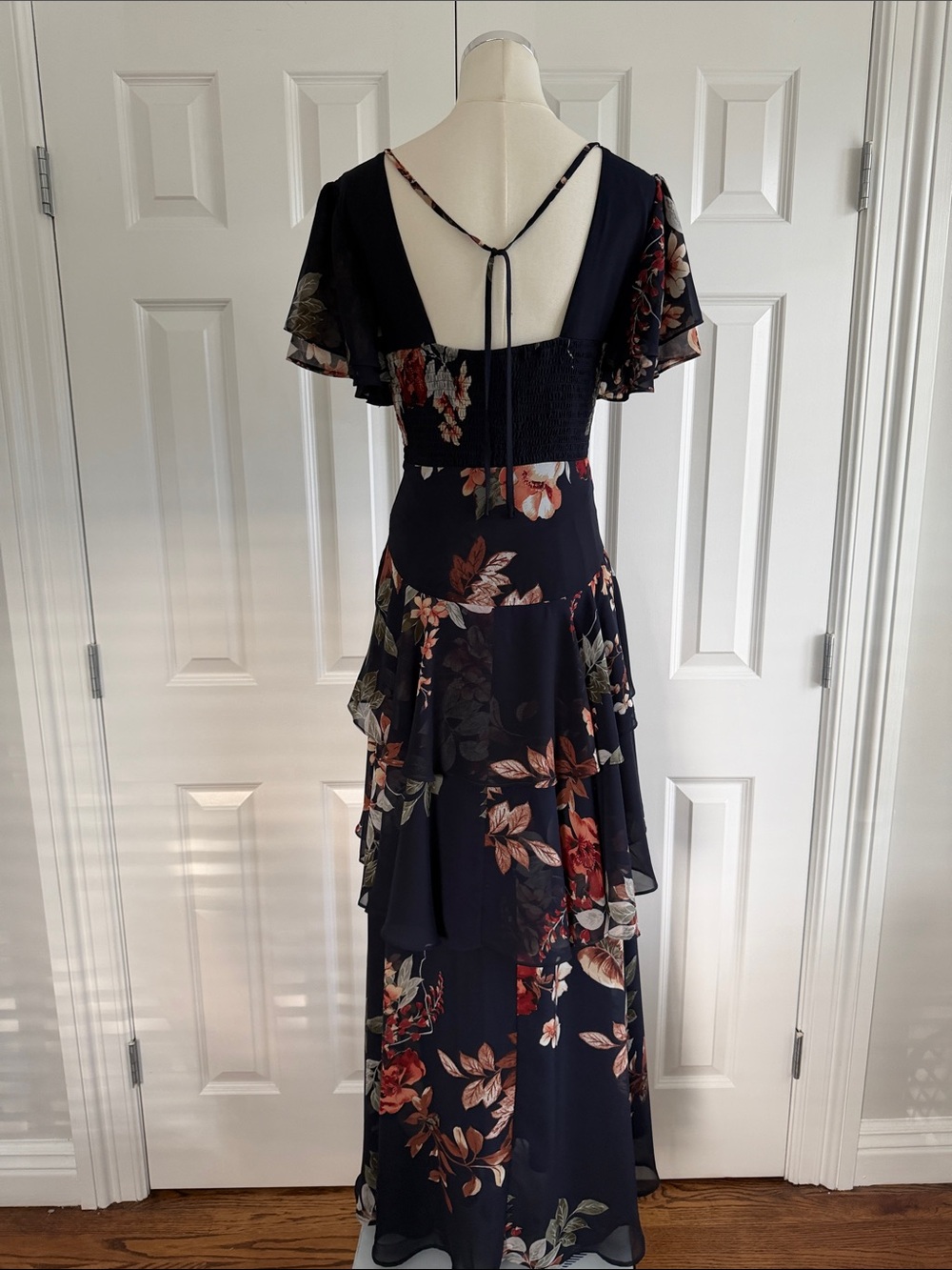 Lulus Midnight Mood Navy Blue Floral Tiered Maxi Dress Rust Cream Blooms Size S - Picture 9 of 16